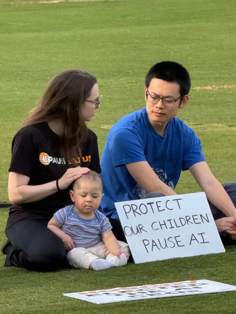 Protester with child at Capitol Hill