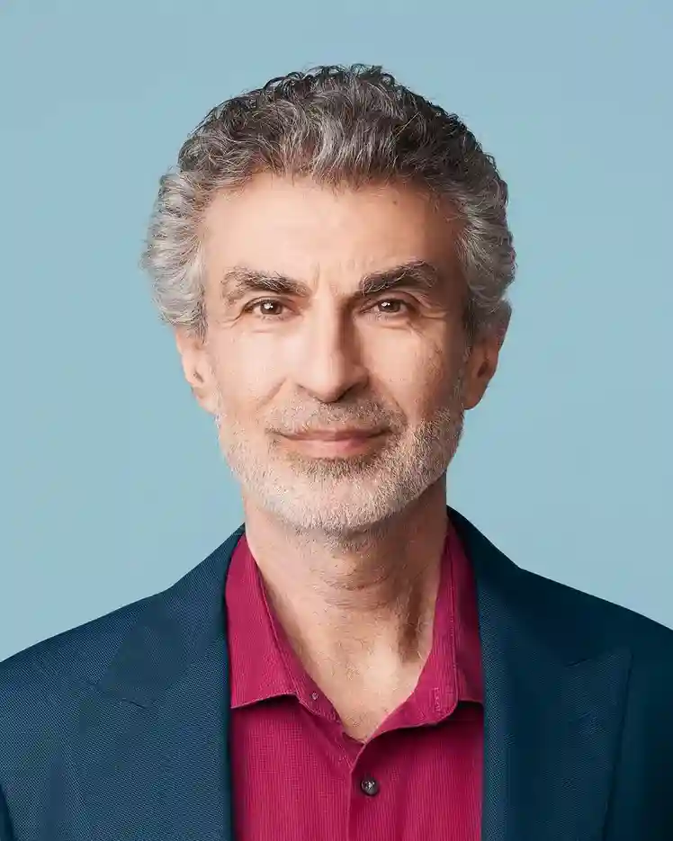 Yoshua Bengio